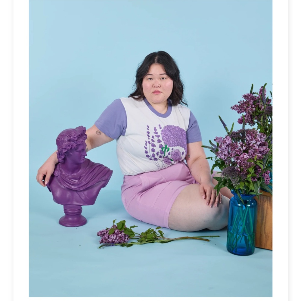 Big Bud Press vintage lilac tee brand new size M